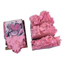 Load image into Gallery viewer, Black Raspberry Vanilla Soap
