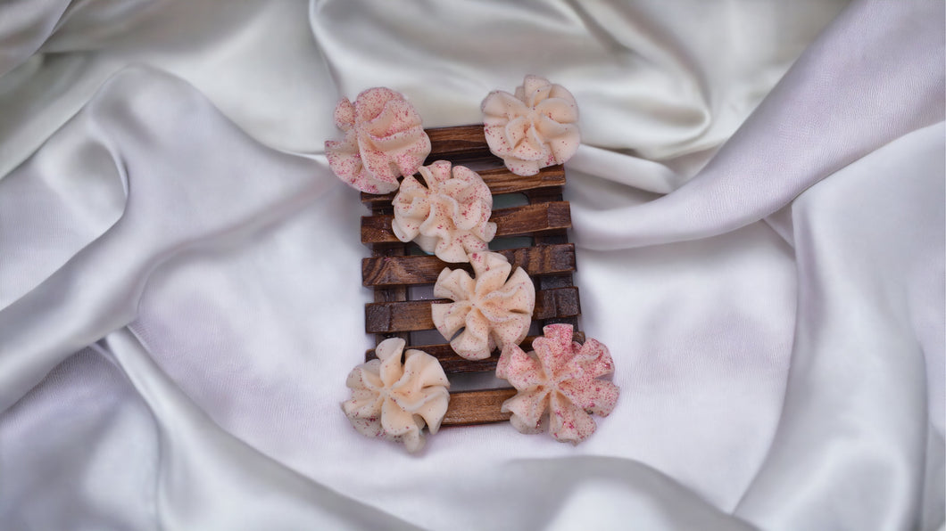 Hibiscus + Honey Soap Blooms