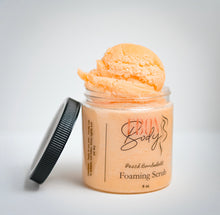 Load image into Gallery viewer, Peach Bombshell Foaming Body Scrub
